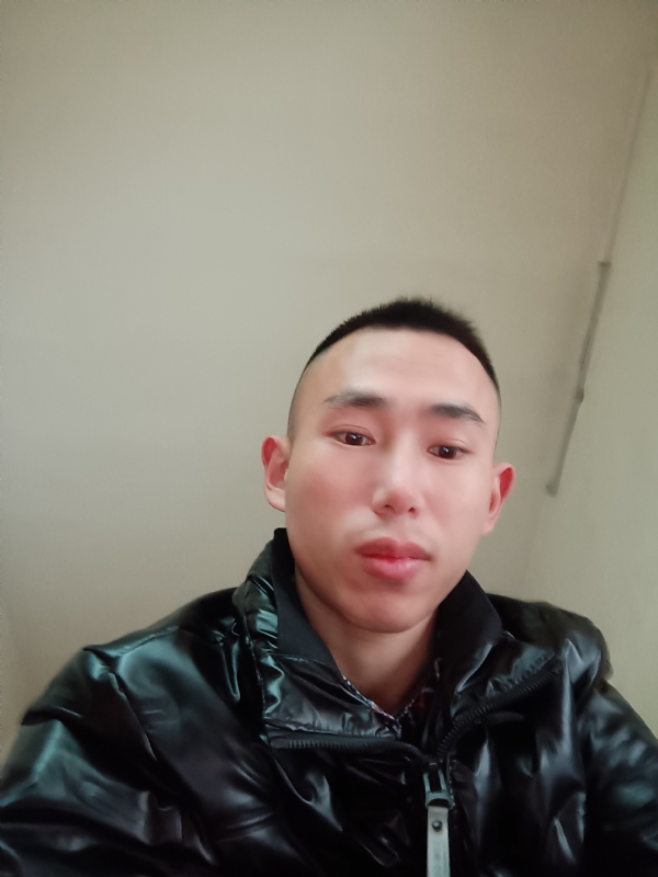 阿浩的第一张照片--安康残疾人相亲网